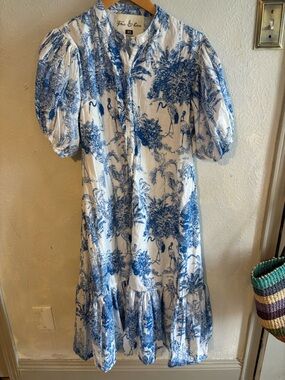 Fox & Hen Blue Toile Puff Sleeve Maxi Dress